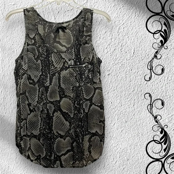 Snake Print Sleeveless Top - Picture 1 of 11